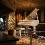 Flora Boutique Hotel 5*
