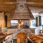 Flora Boutique Hotel