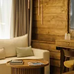 Flora Boutique Hotel 5*