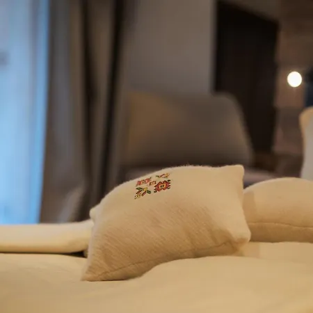 Flora Boutique Otel 5*
