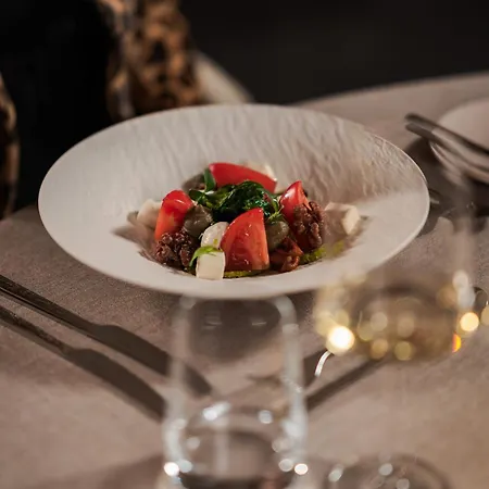 Flora Boutique Otel Borovets