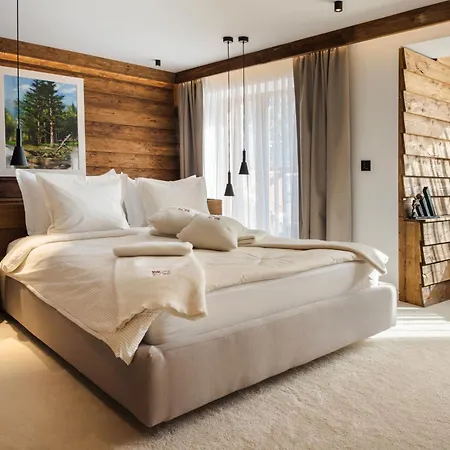 Flora Boutique Hotel