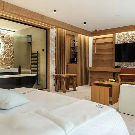 Flora Boutique Hotel