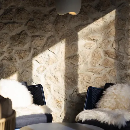 Flora Boutique 5* Borovets